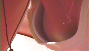 Mulher usa buceta para vender carro na casa de penhores, então ele transa com ela em filme de pornô os melhores filme de pornô seu escritório