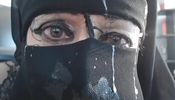 Mia Khalifa corrige o problema os melhores filmes pornô anal com sua madrasta compartilhando bfs hard-on