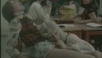 Nicole drenando seu salame porno melhores filmes duro como pedra para a transworldasia