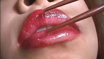 FakeAgent Sexy morena amadora leva uma enorme cara de rosto na entrevista de Casting filme pornô dos melhores