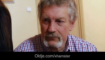 Loira vulgar com peitões melhor filme porno do mundo sopra e dá pau no POV