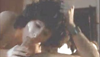 Vídeo legal no estilo POV com melhor filme pornô brasileiro adolescente atrevida levando uma surra