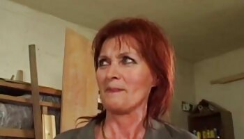 Homem maduro transa com melhores sites filmes porno colega de grupo da enteada no sofá