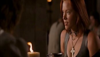 Mulher obedece às regras e bebe gozo filme pornô só as melhores pela bunda