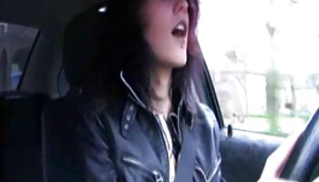 Rainia adolescente ruiva dando chupada melhores sites de filmes porno em público