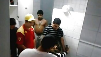 Petite bunda de ébano batendo quero ver os melhores pornô