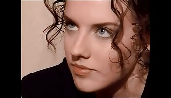 A morena deslumbrante Allie Haze gosta de bunda hardcore fodida os melhores filme de pornô com James