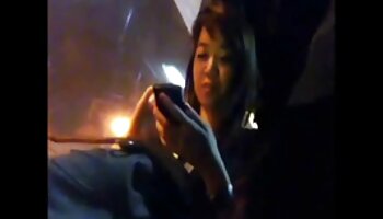 Jovem perfurando os melhores filme pornô das panteras a bunda grande da Latina com colheres